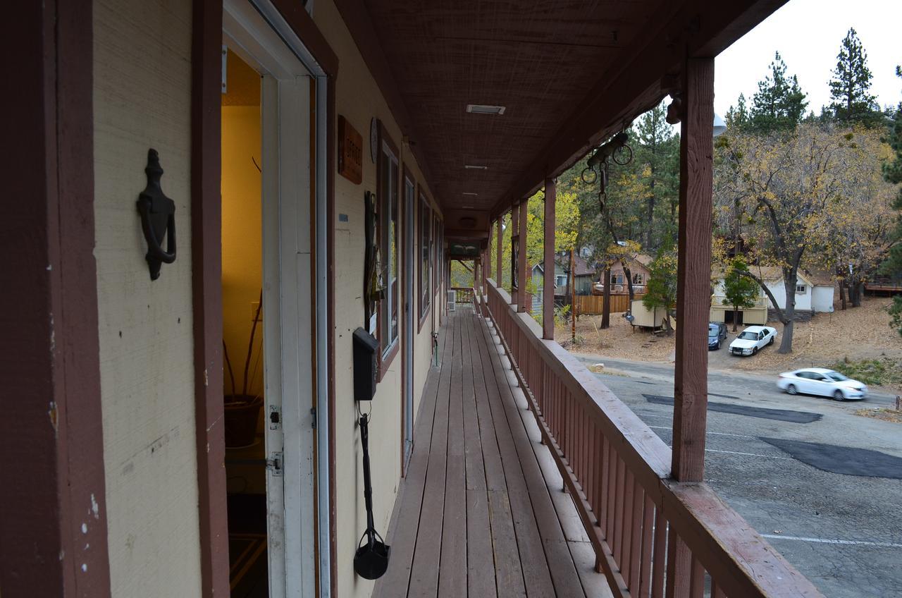 Deep Creek Motel Running Springs Buitenkant foto