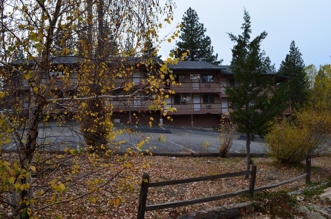 Deep Creek Motel Running Springs Buitenkant foto