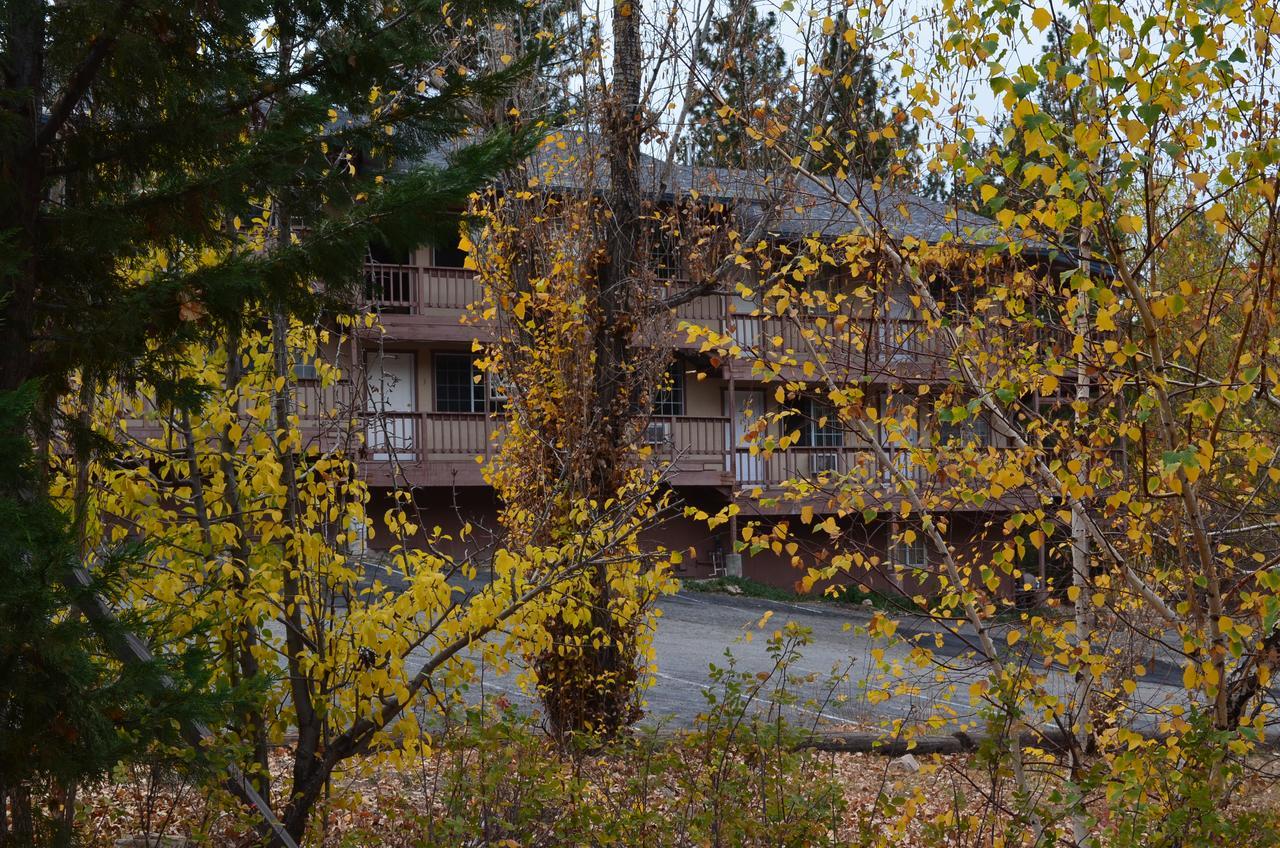 Deep Creek Motel Running Springs Buitenkant foto